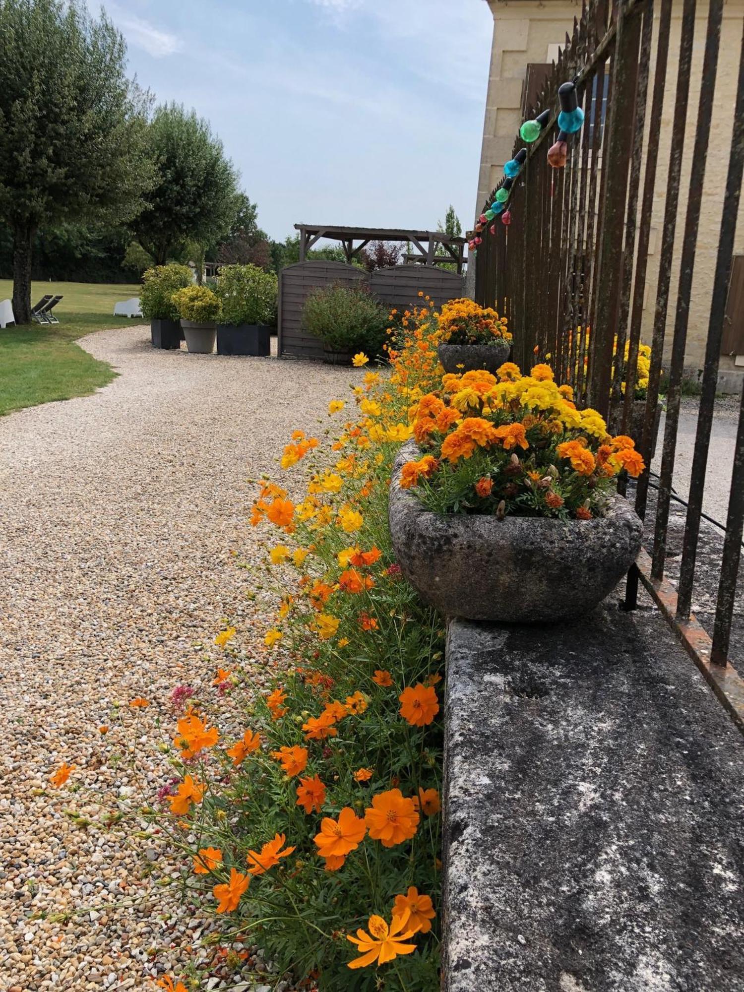 Gites De Cognac Bréville Exterior photo